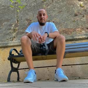 Meet your Posher, Dario